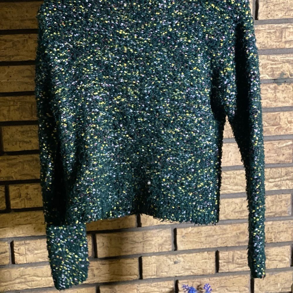 Wild Fable green fuzzy sweater - Picture 4 of 6